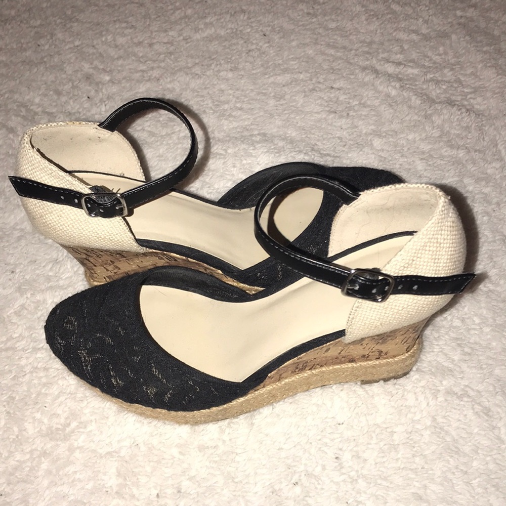 Apt 9 Mimosa Black Lace Platform Cork Wedge Heels